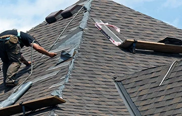 What Kind of Roofing Maintenance Do Professional Roofing Companies Provide?