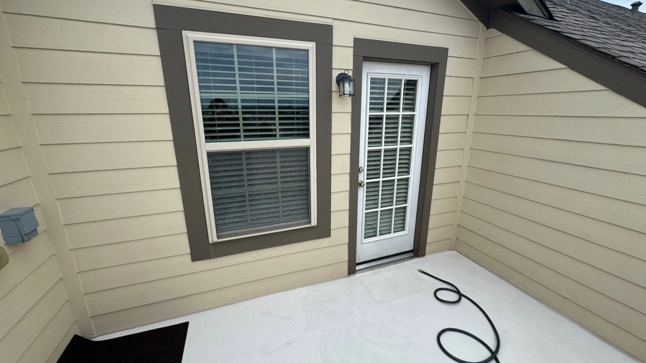 Precision Roof Crafters Balcony Leak Repair Before Work In Houston Texas